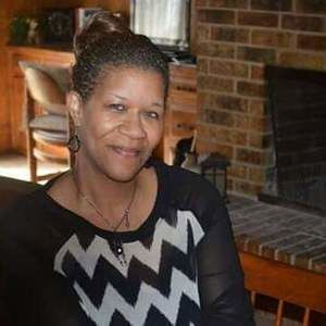 Meet your Posher, Felicia